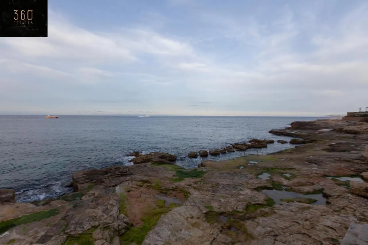 Breathtaking Seafront 3Bd W/ Balcony, Sliema Coast By 360 Estates Apartment
