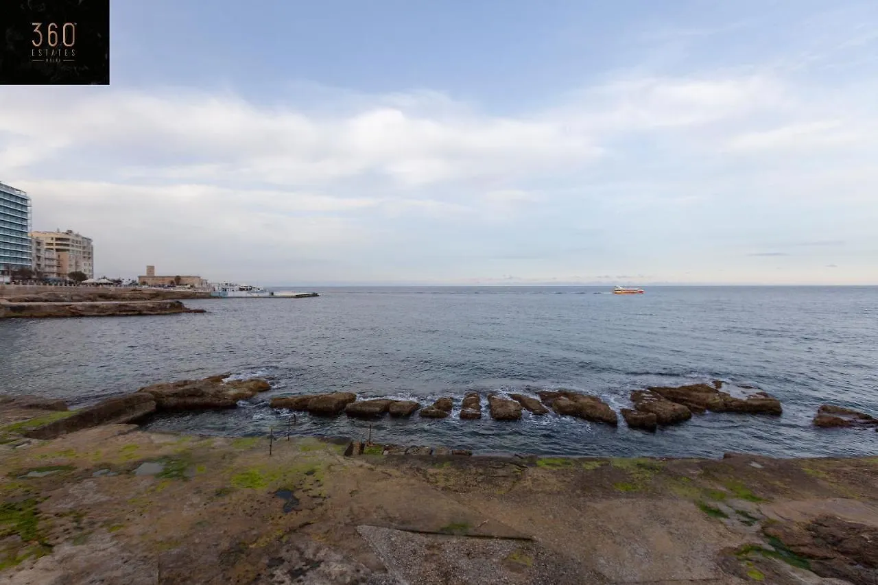 Breathtaking Seafront 3Bd W/ Balcony, Sliema Coast By 360 Estates Apartment 0*,  Malta